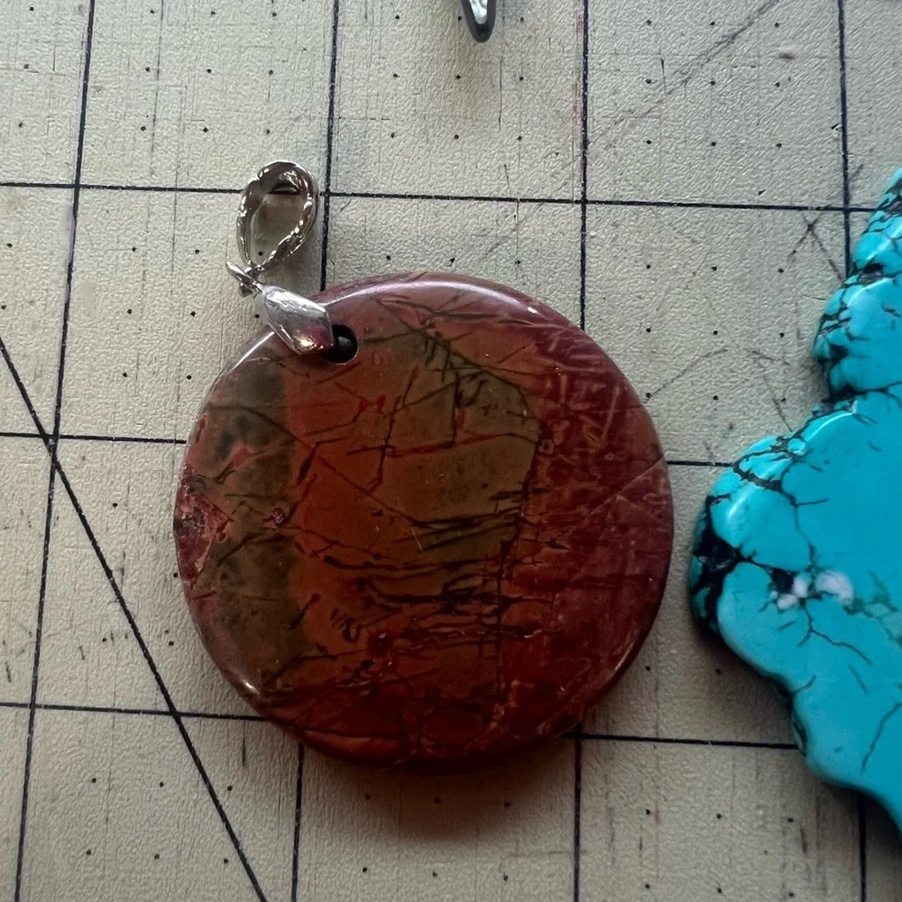 Unique Abalone Shell Pendant - Picture 4 of 5